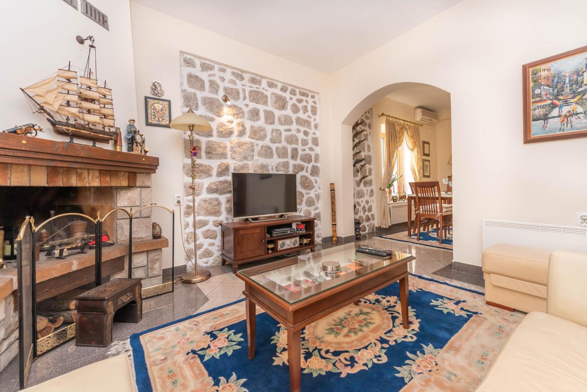 S&P City Center Apartments Котор Экстерьер фото
